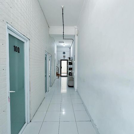 Stay Hub Yogyakarta Bagian luar foto