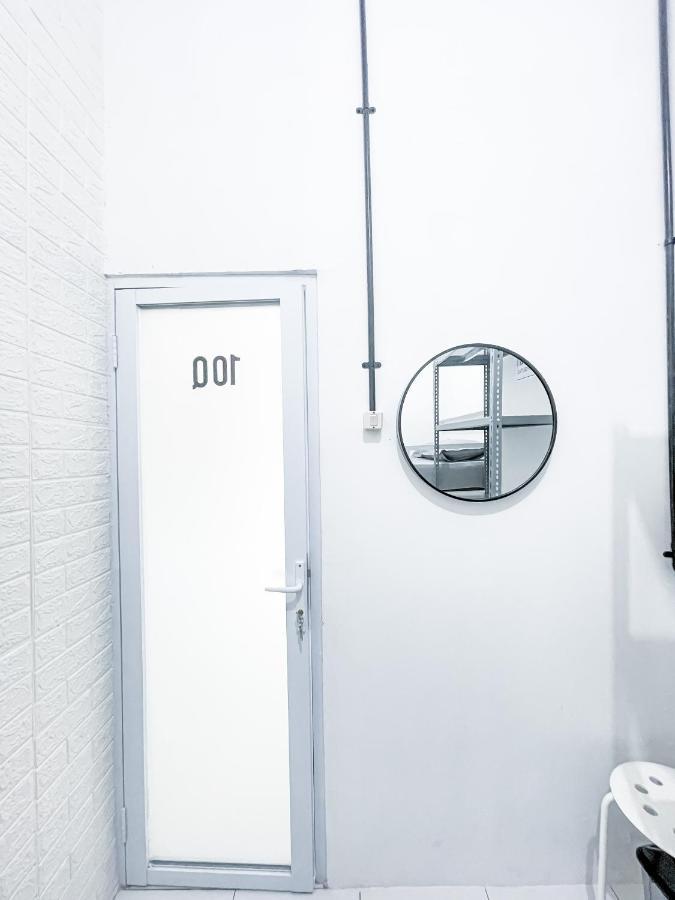 Stay Hub Yogyakarta Bagian luar foto