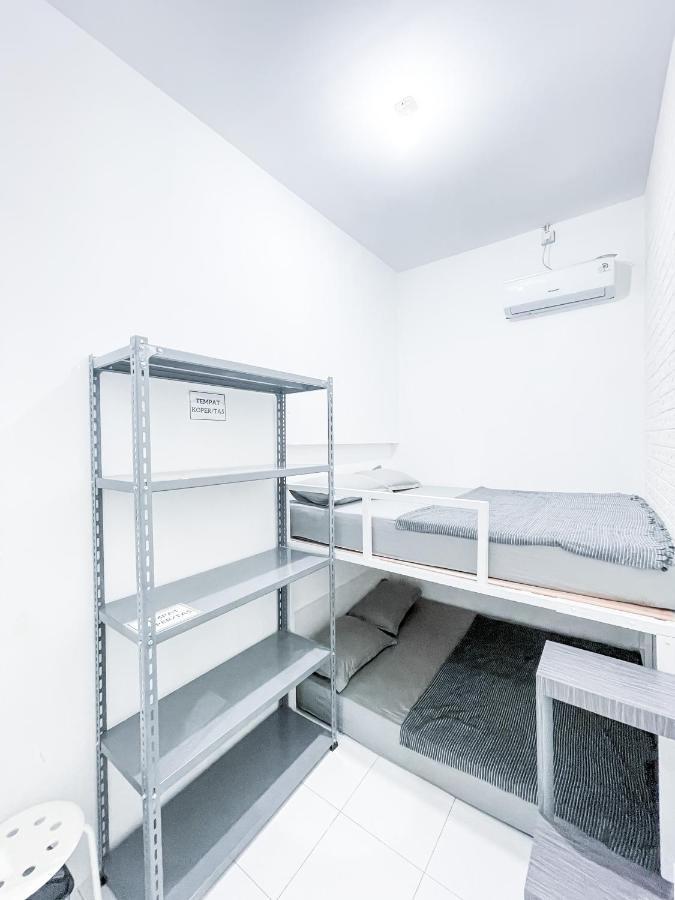 Stay Hub Yogyakarta Bagian luar foto